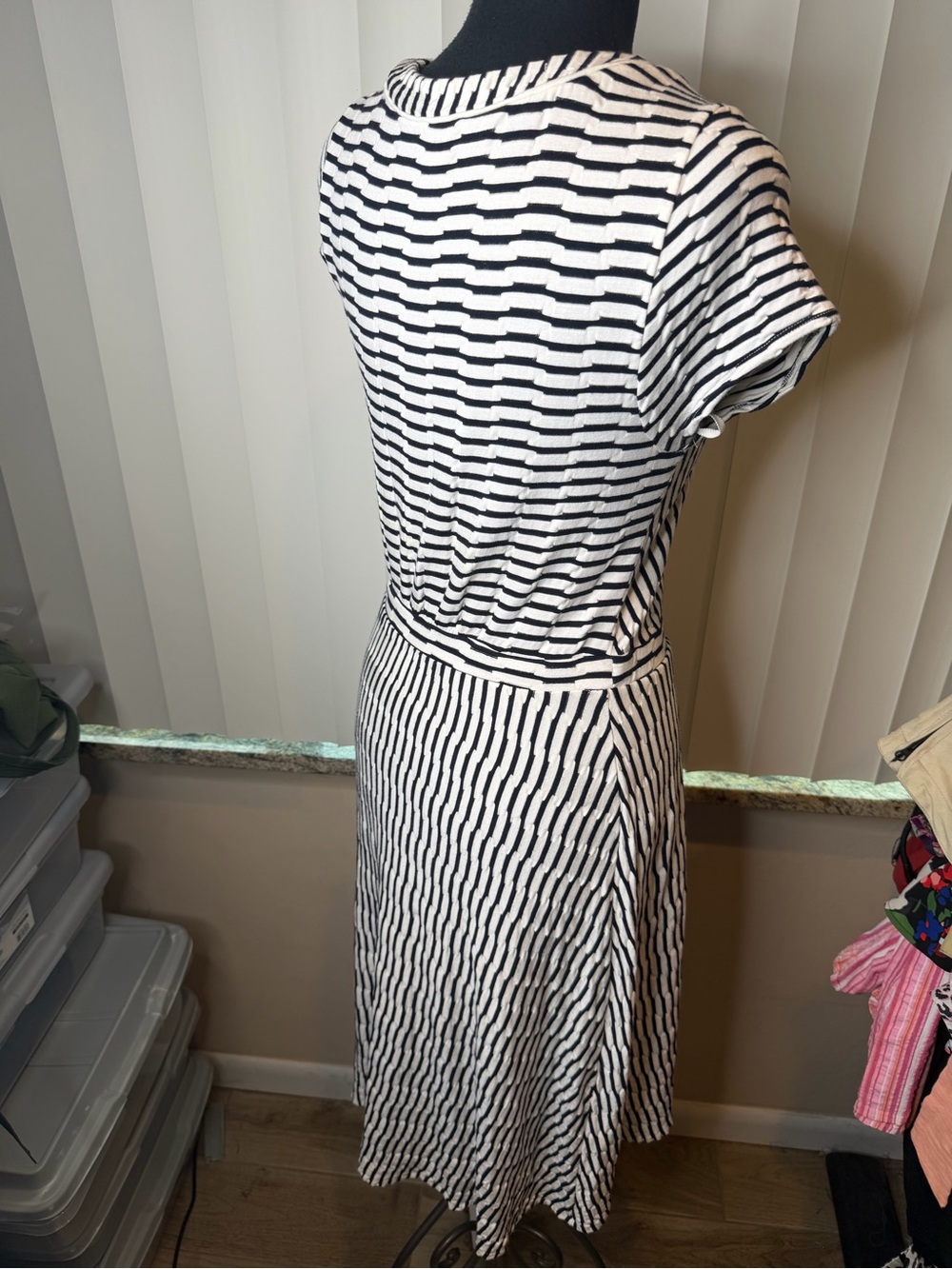 Maeve x Anthropologie Paladino Textured Dress Black White Striped Size Medium - Picture 5 of 8